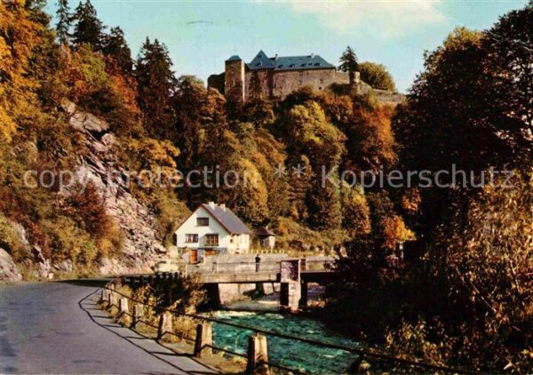 Monschau Die Rur mit Burg