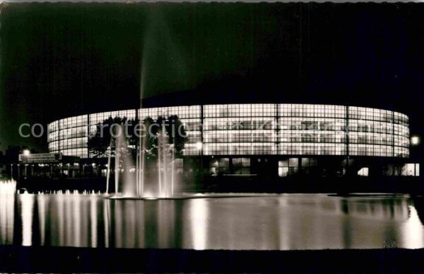 Dortmund Westfalenhalle Wasserspiele Nachtaufnah
