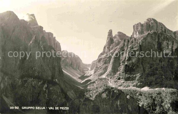 Gruppo Sella Val de Mezdi Sellagruppe Gebirgspanoram