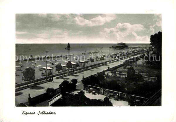 Lignano Sabbiadoro Strand Promenade Meerblick
