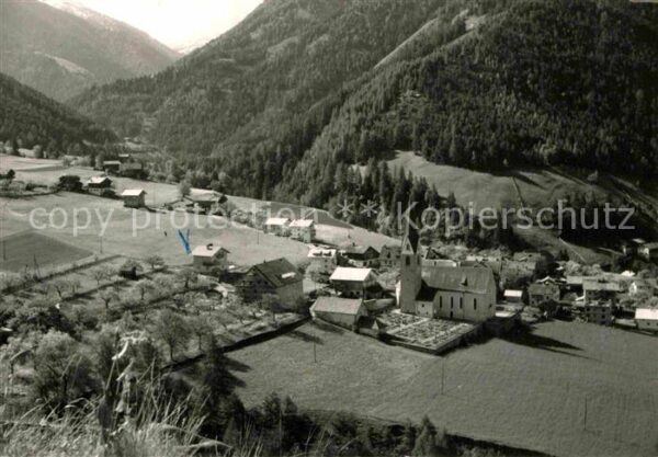 Luesen Suedtirol Panorama mit Kirche