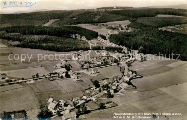 Neuastenberg mit Blick zum Kahlen Asten Fliegeraufna