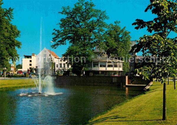 Oldenburg Niedersachsen Partie am Stautor Fontäne