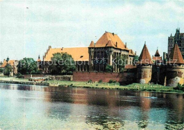 Malbork Zespol zamku pokrzyzackiego od strony N