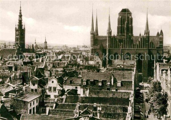Danzig Westpreussen Blick auf Rathaus und Marienkirche
