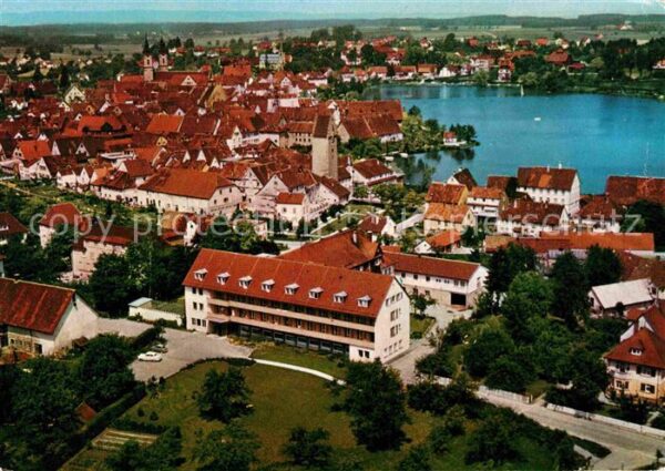 Bad Waldsee mit Kurheim Moorheilbad Fliegeraufnahme