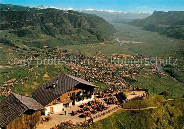 Dorf Tirol Hochmut Texelgruppe Blick nach Meran un