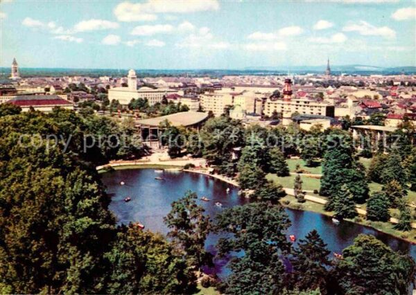 Karlsruhe Baden Stadtbild mit Stadtgartensee Schwarzwal