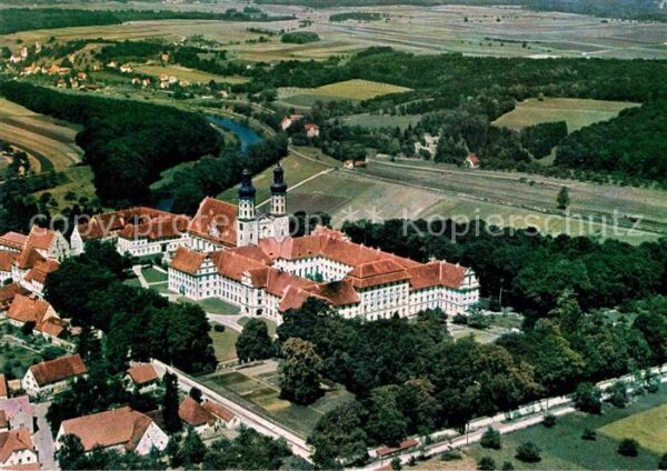 Obermarchtal Schloss mit Blick auf Rechtenstein Flie
