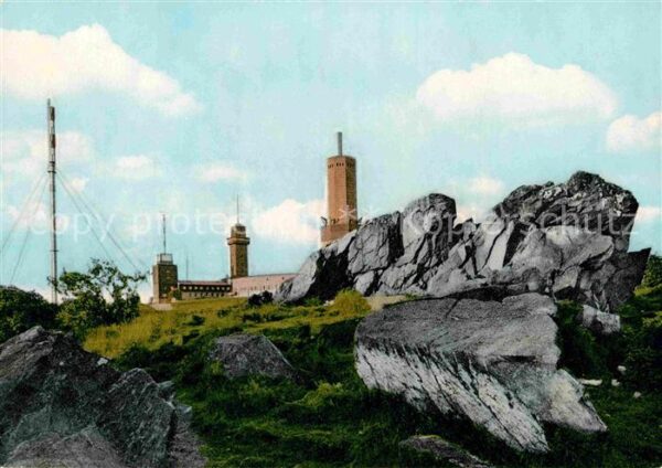 Grosser Feldberg Taunus mit Fernsehturm UKW und Fernmeldeturm F