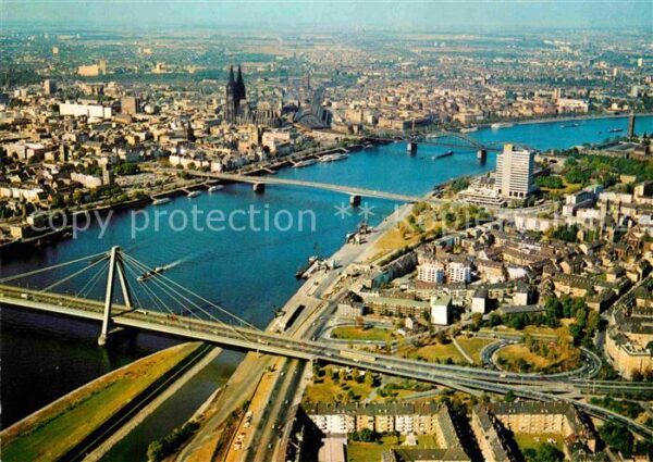 Koeln Rhein Rheinblick Dom Severinsbrücke Deutzer H