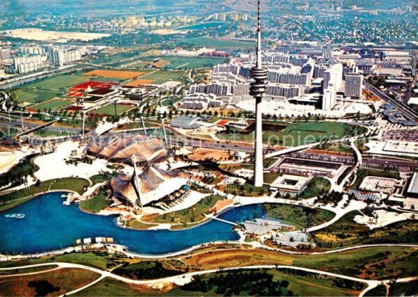 Muenchen Fliegeraufnahme Olympia-Genlände mit Ol
