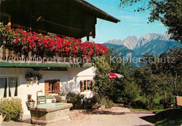 Kiefersfelden Breitenau Ledererhof mit Kaisergebirge