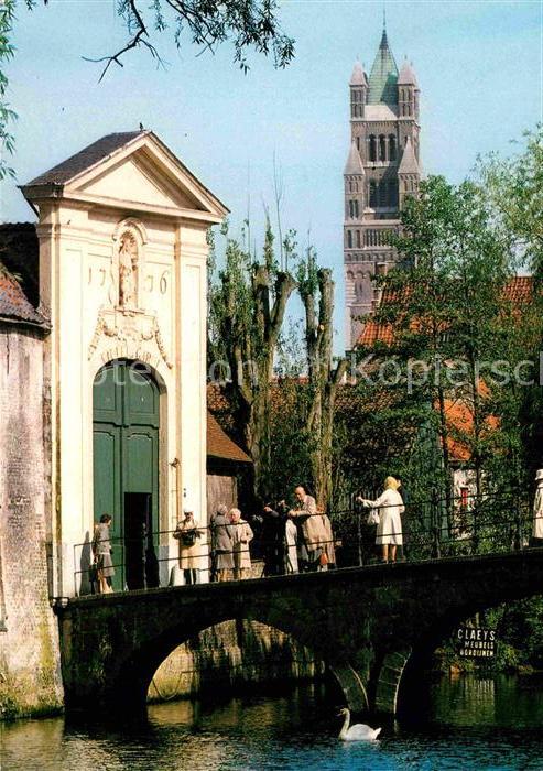 Brugge Ingangspoort vant Begihnhof