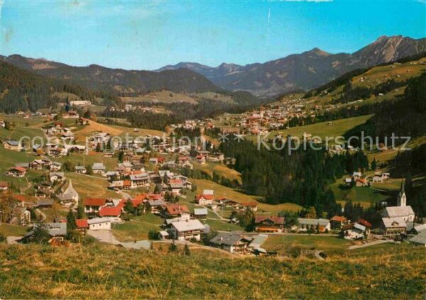 Hirschegg Kleinwalsertal Vorarlberg mit Riezlern