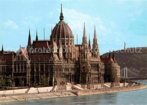 Budapest Parlament Donau