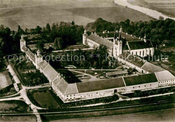 Corvey Schloss und ehemalige Reichsabtei Flieg