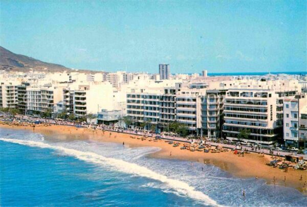 Las Canteras Vista aerea de la playa