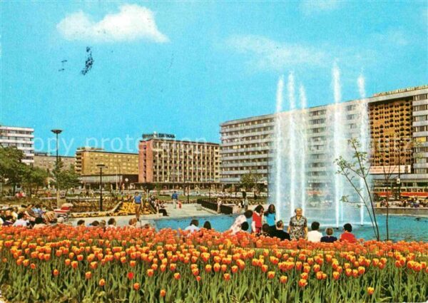 Karl-Marx-Stadt Blick vom Karl Marx Platz zur Strasse d