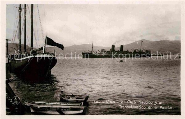Vigo Galicia Espana Club Nautico y un Transatlantico en el