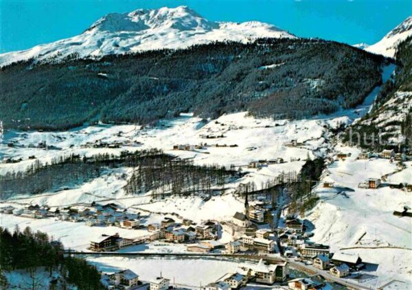 Soelden Oetztal Winterpanorama mit Gaislachkogl Alpen