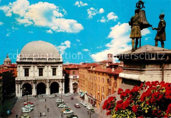 Brescia Piazza della Loggia Platz