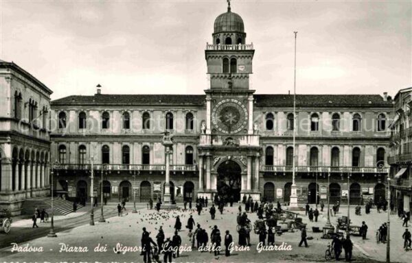 Padova Piazza dei Signori Loggia della Gran Gu