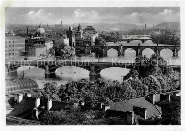 Praha Prahy Prague Totalansicht mit den Brücken