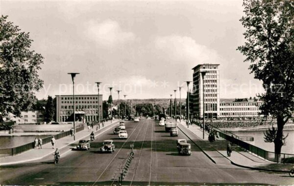 Frankfurt Main Friedensbrücke mit AEG Hochhaus