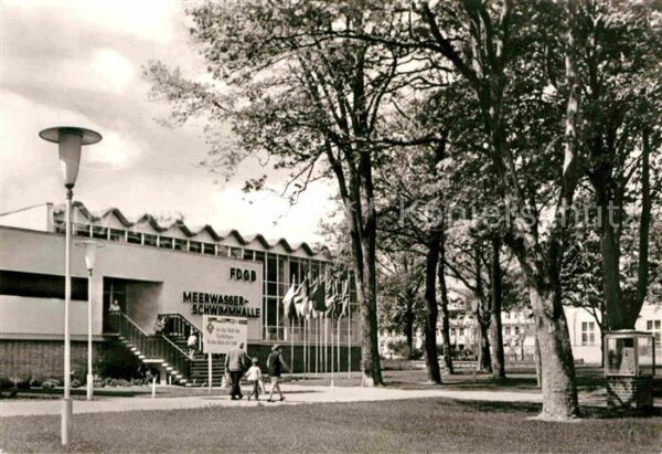 Kuehlungsborn Ostseebad FDGB Meerwasserschwimmhalle