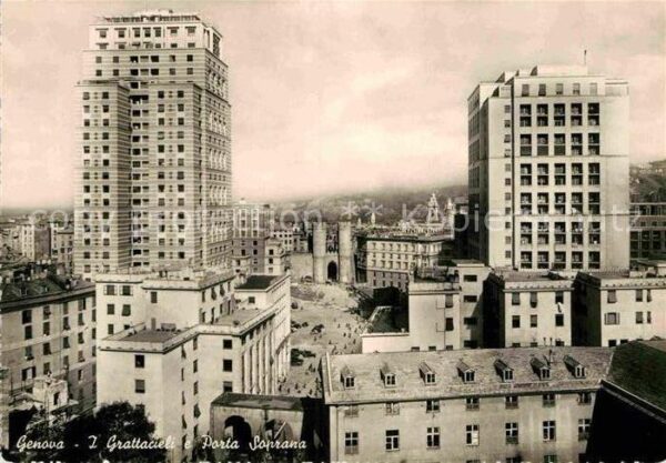 Genova Genua Liguria I Grattacieli e Porta Soprana
