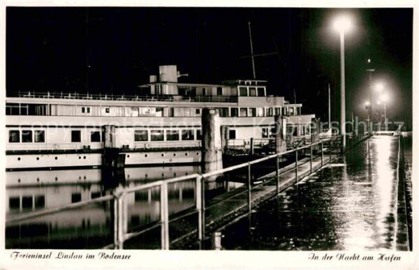 Lindau Bodensee Anlegestelle in der Nacht