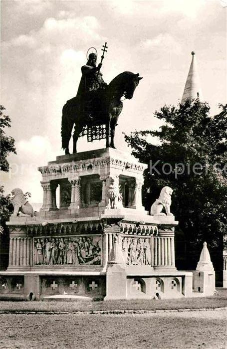 Budapest Szent Istvan szobor Denkmal Reiterstand