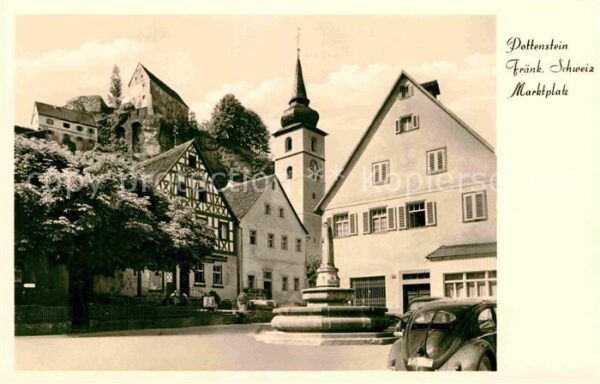 Pottenstein Oberfranken Marktplatz Brunnen Kirchturm