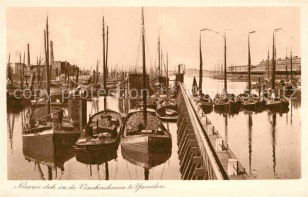 Ijmuiden Nieuwe dok in de Visschershaven Fischer