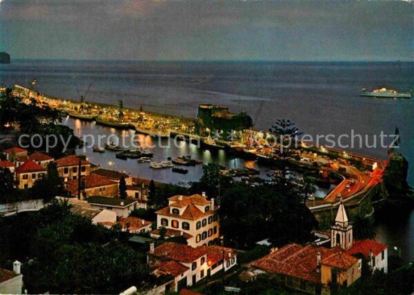 Funchal Vista do porto Hafen Nachtaufnahme