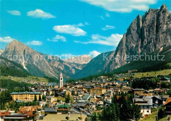 Cortina d Ampezzo Gesamtansicht mit Col Rosa Pomagagnon D