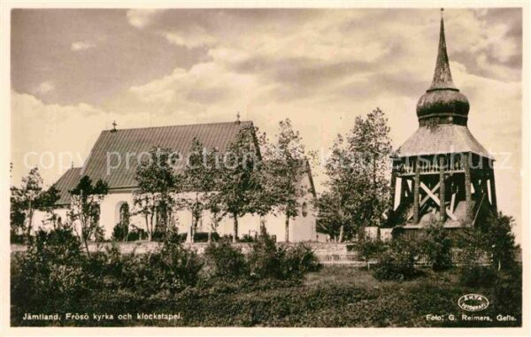 Froesoen Kyrka och klockstapel Kirche Glockentur