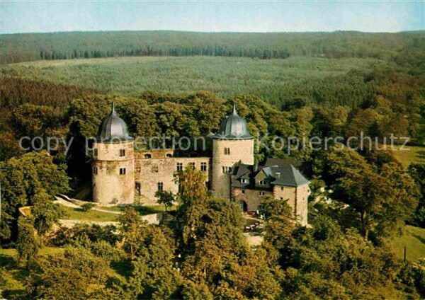 Sababurg Dornröschenschloss im Reinhardswald Fli