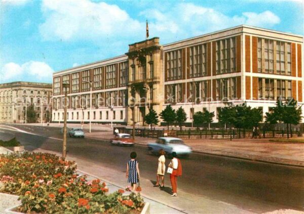 Berlin Staatsratsgebäude Hauptstadt der DDR