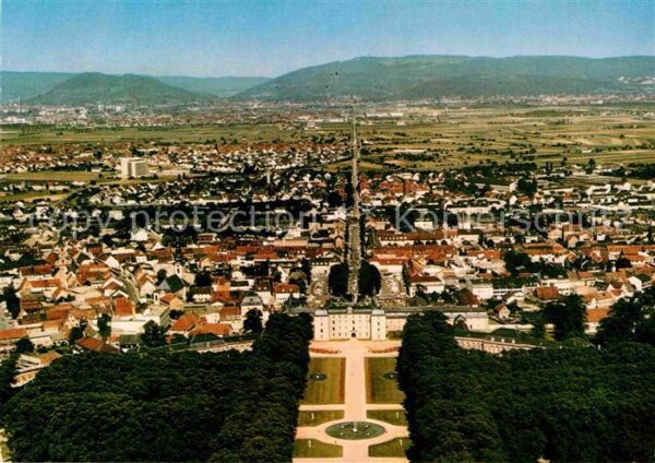 Schwetzingen Stadtbild mit Schlosspark Schloss