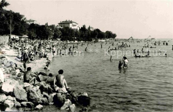 Crikvenica Kroatien Strandpartie