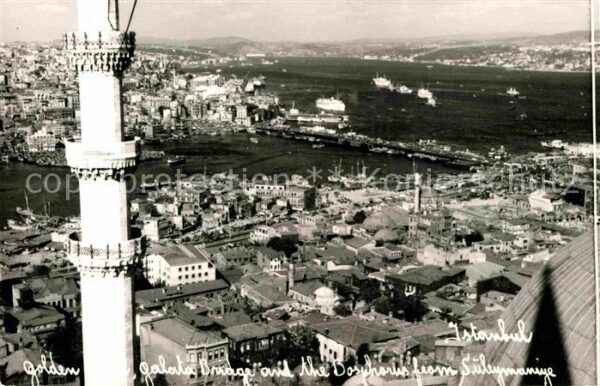 Istanbul Constantinopel Golden Galata Bridge and the Bosphorus