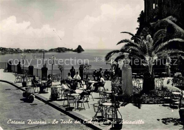 Catania Isole dei Cielopi vista da Acicastello