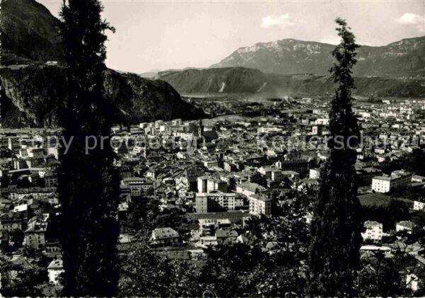 Bozen Suedtirol Panorama mit Mendel