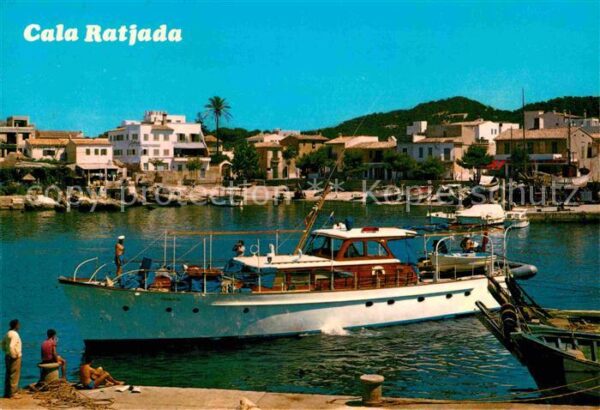 Cala Ratjada Mallorca Hafen Motorboot