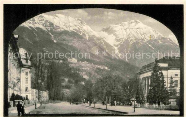 Innsbruck A.H.Platz mit Hungerberg Hofburg und St