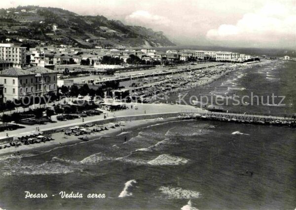 Pesaro Fliegeraufnahme Strand
