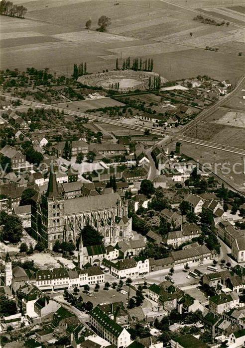 Xanten Fliegeraufnahme Dom und römisches Amphi