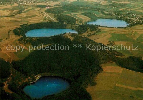 Gemuenden Eifel Gemündener Maar Weinfelder Maar Schalke